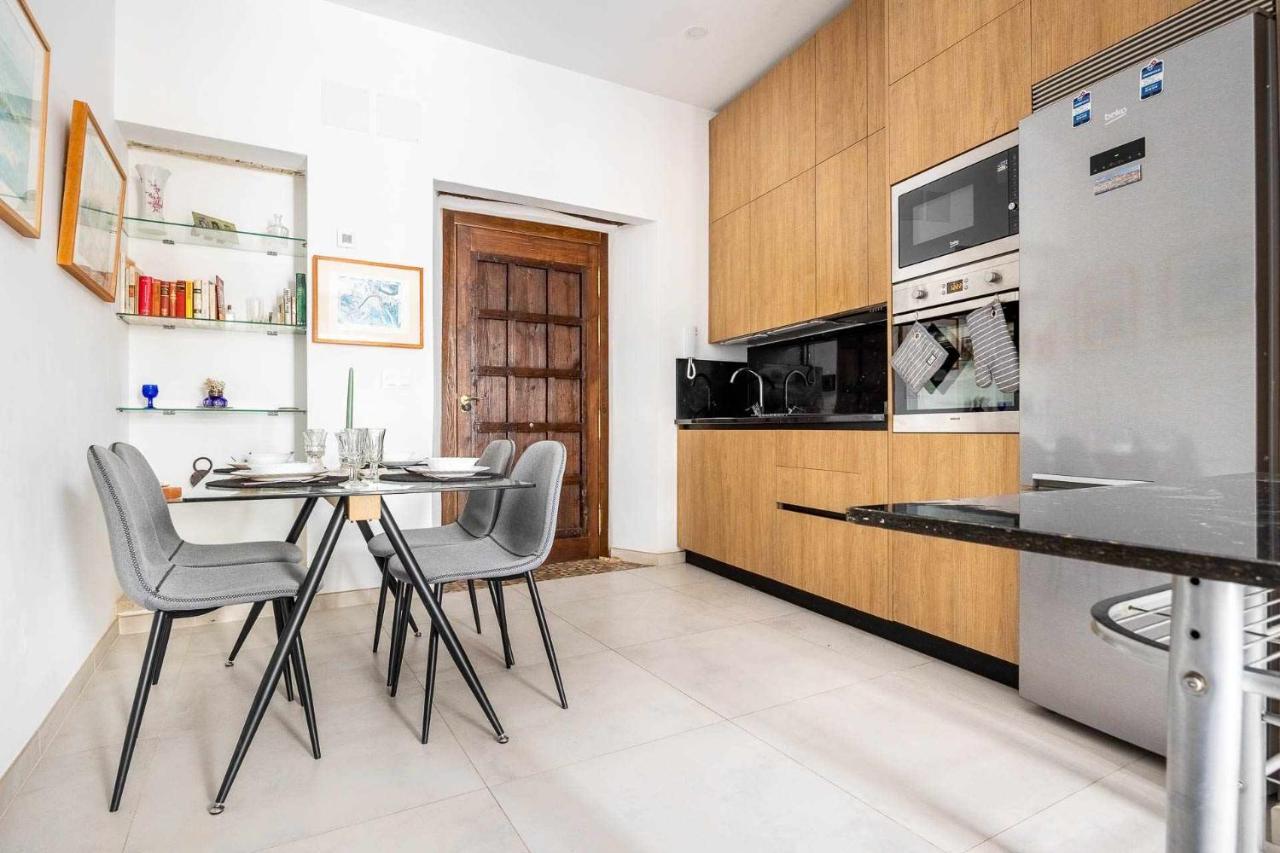 Comfy Away - Apartamento Exclusivo Mercado De Triana Con Balcon Sevilla Exterior foto
